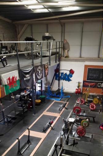 Combo racks and calibrated plates on the KAOS platform area